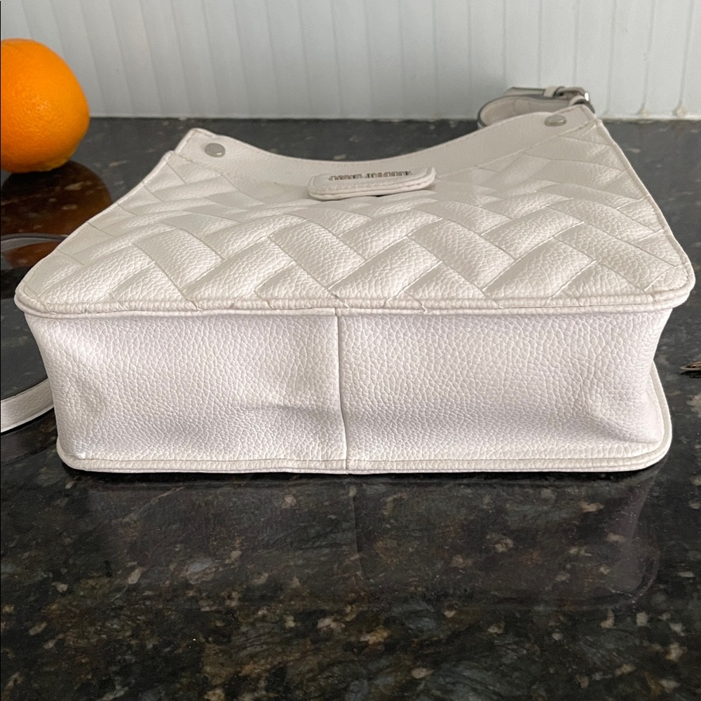 Steve Madden Ivory Quilted crossbody leather Bag triple entry - Picture 5 of 5